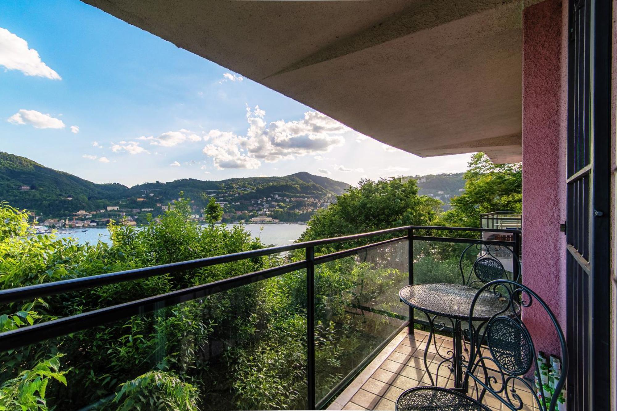 Bellavista Flat - The House Of Travelers Apartment Комо Екстериор снимка